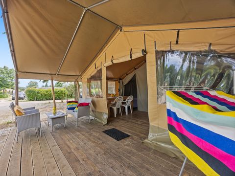 TENTE TOILE ET BOIS 5 personnes - Lanterna - Tente safari Harmony