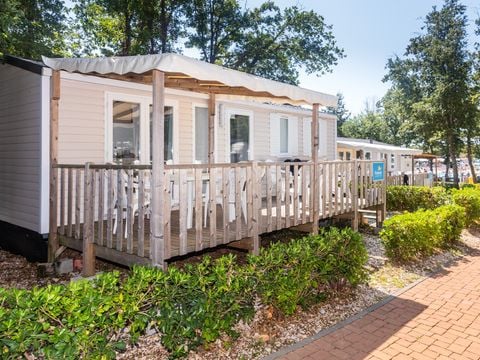MOBILHOME 6 personnes - Comfort | 3 Ch. | 6 Pers. | Terrasse surélevée | Clim.