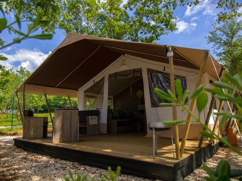 TENTE TOILE ET BOIS 4 personnes - Bijela Uvala - Tente safari + sanitaires + climatisation (5P)