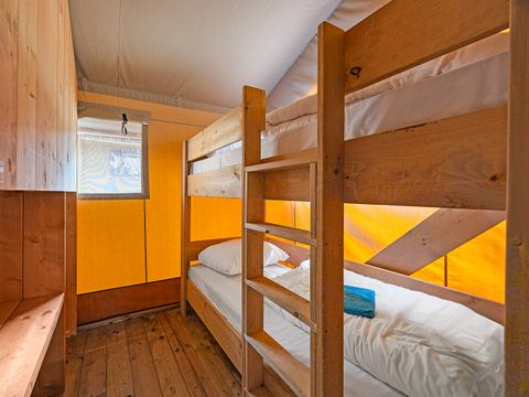 TENTE TOILE ET BOIS 4 personnes - Bijela Uvala - Tente Safari + sanitaires + air conditionné (6P)
