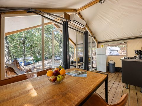Tente en toile et en bois 4 personnes - Bijela Uvala - Tente safari Bella Vista + air conditionné (4P)