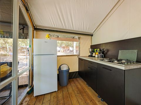 Tente en toile et en bois 4 personnes - Bijela Uvala - Tente safari Bella Vista + air conditionné (4P)