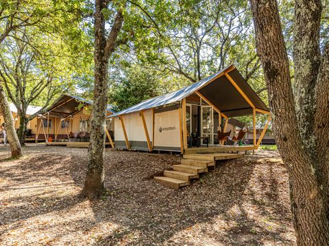 Tente en toile et en bois 4 personnes - Bijela Uvala - Tente safari Bella Vista + air conditionné (4P)
