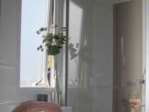 MOBILHOME 4 personnes - Confort - 32m² - 2 chambres