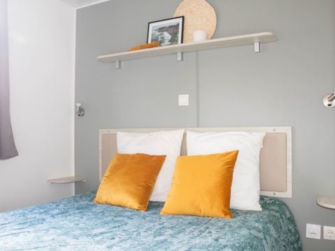 MOBILHOME 6 personnes - 33m² - 3 chambres - terrasse semi couverte