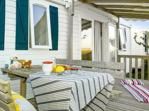 Bungalow 6 personnes - Mobil-home | Classic | 3 Ch. | 6 Pers. | Terrasse surélevée | Clim.