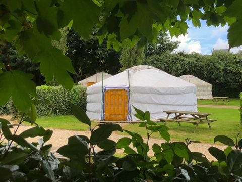 HÉBERGEMENT INSOLITE 4 personnes - sans sanitaires