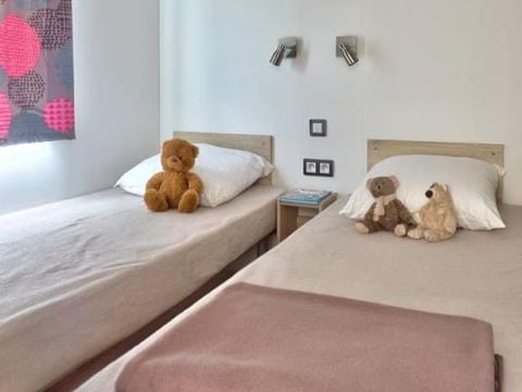 MOBILHOME 6 personnes - 3 chambres.