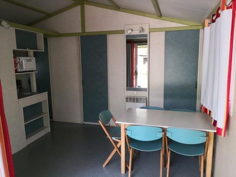 BUNGALOW 5 personnes - MOREA (arrivée samedi)
