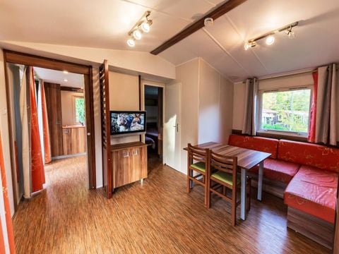 MOBILHOME 6 personnes - 3 Pièces 6 Personnes Climatisé + TV (4 adultes + 2 enfants -12 ans max)