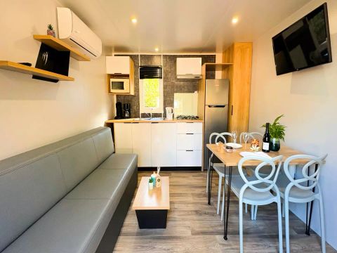 MOBILHOME 6 personnes - 3 Pièces 6 Personnes Climatisé + TV (4 adultes + 2 enfants -12 ans max) (dimanche)