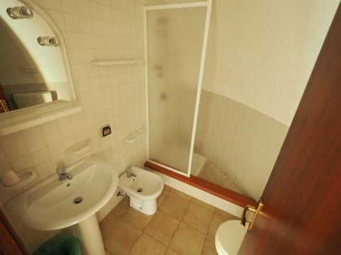 BUNGALOW 2 personnes - IGLOO avec frigo