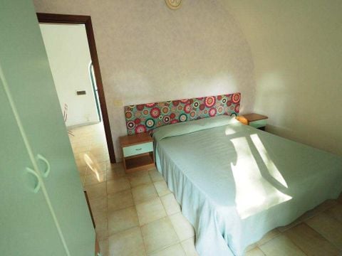 BUNGALOW 2 personnes - IGLOO avec frigo