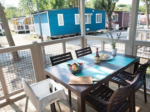 MOBILHOME 6 personnes - Comfort XL | 2 Ch. | 4/6 Pers. | Terrasse | 2 SDB | Clim.