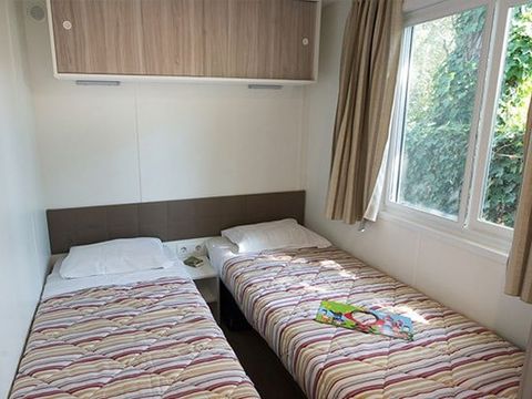 MOBILHOME 4 personnes - Comfort XL | 2 Ch. | 4 Pers. | Terrasse surélevée | 2 SDB | Clim.