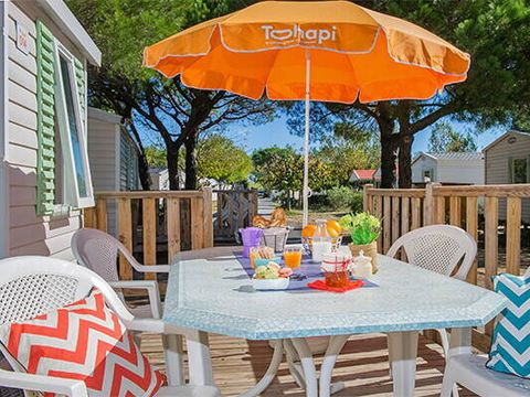 MOBILHOME 4 personnes - Classic | 2 Ch. | 4 Pers. | Terrasse surélévée non couverte | Clim.