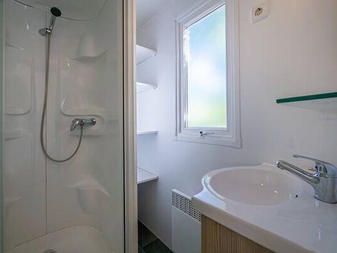 MOBILHOME 4 personnes - Comfort | 2 Ch. | 4 Pers. | Terrasse surélevée | 2 SDB | Clim.
