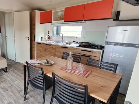 MOBILHOME 4 personnes - 2 chambres Prestige 33m² 4 pers.