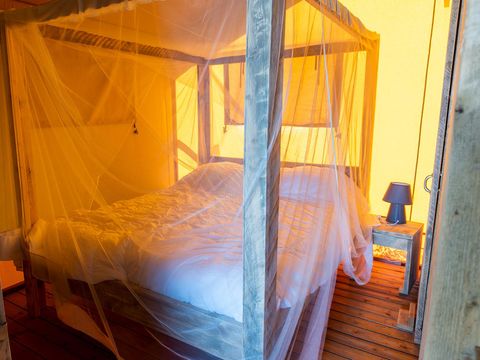 TENTE 6 personnes - Safari sans sanitaires