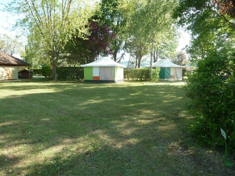 BUNGALOW TOILÉ 5 personnes - Sans sanitaire