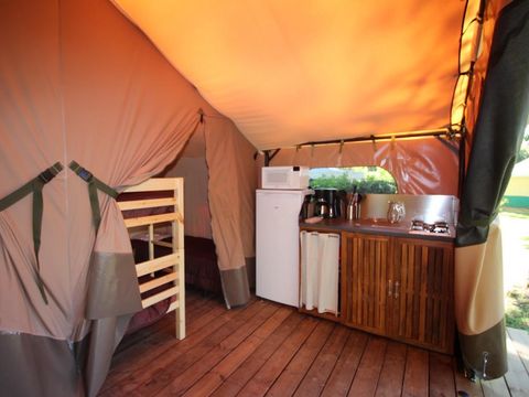 TENTE TOILE ET BOIS 5 personnes - FAMILY SANS SANITAIRES