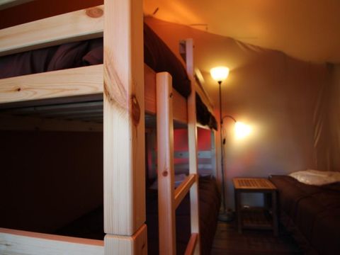 TENTE TOILE ET BOIS 5 personnes - FAMILY SANS SANITAIRES