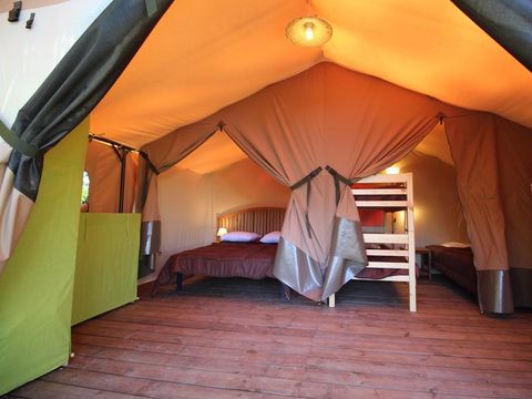 TENTE TOILE ET BOIS 5 personnes - FAMILY SANS SANITAIRES