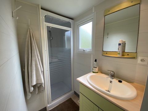 MOBILHOME 4 personnes - O'hara  30m2 + terrasse 10.50m2, TV