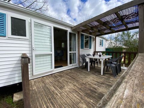 MOBILHOME 4 personnes - O'hara  30m2 + terrasse 10.50m2, TV