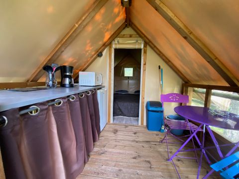 TENTE 2 personnes - CABANE PERCHEE 2 PERS +possibilité tente sup (cabane sur pilotis) - sans sanitaires