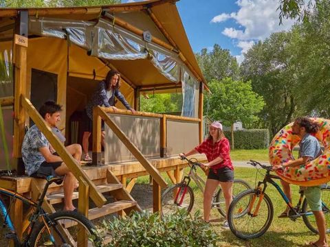 Tente en toile et en bois 5 personnes - CONFORT 2ch 5P sans sanitaires