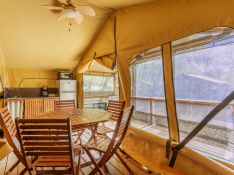 Tente en toile et en bois 5 personnes - CONFORT 2ch 5P sans sanitaires
