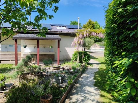 product_property.services