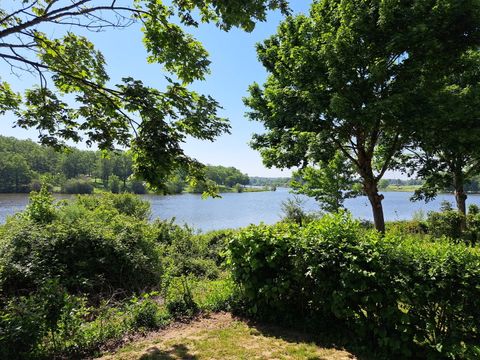 Mobilhome 8 personnes - Familial Confort 40m² Vue Lac - 4 chambres - Terrasse couverte - TV