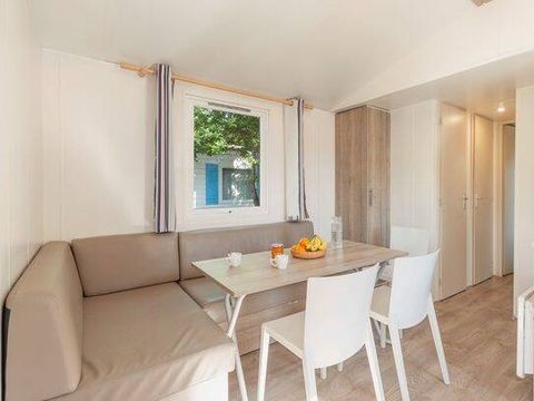 MOBILHOME 6 personnes - Mobil-home | Comfort | 3 Ch. | 6 Pers. | Terrasse surélevée | Clim.
