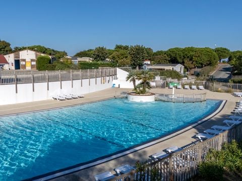 Flower Camping Le Platin - La Redoute - Camping Charente-Maritime - Image N°4