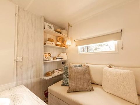 TENTE 4 personnes - Coco Sweet Confort 19m² - 2 chambres - Terrasse - TV - Clim - avec sanitaires 