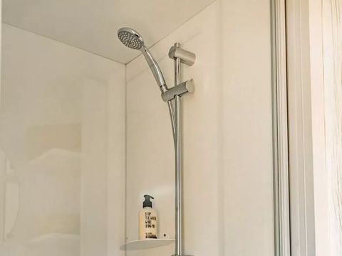 TENTE 4 personnes - Coco Sweet Confort 19m² - 2 chambres - Terrasse - TV - Clim - avec sanitaires 