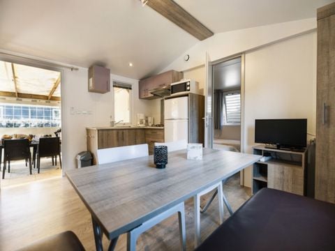 MOBILHOME 4 personnes - MH 2 ch - 2 Salles de bains - CONFORT - 4 personnes