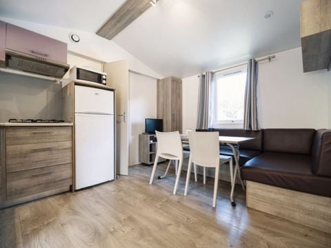 MOBILHOME 4 personnes - MH 2 ch - 2 Salles de bains - CONFORT - 4 personnes