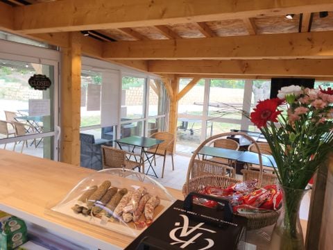 Camping Le Cézanne - Camping Bouches-du-Rhône
