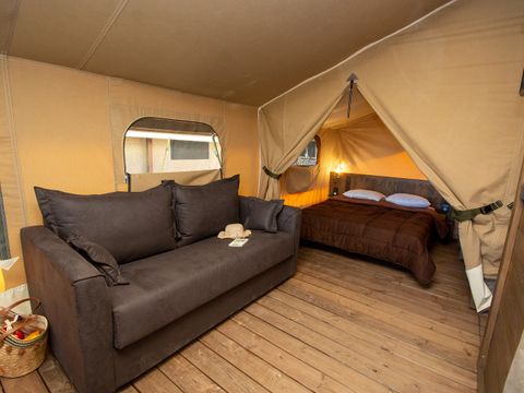 Tente en toile et en bois 7 personnes - Lodge Kenya Premium + bain nordique