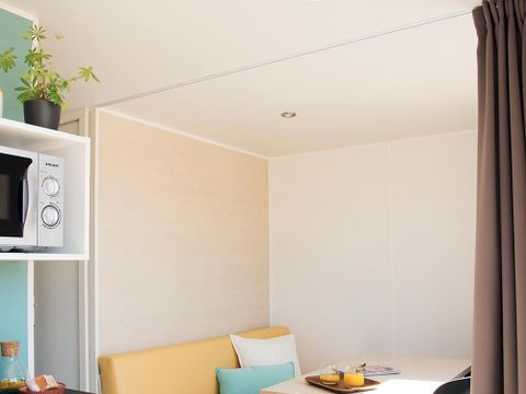 MOBILHOME 2 personnes - Confort (1 chambre)