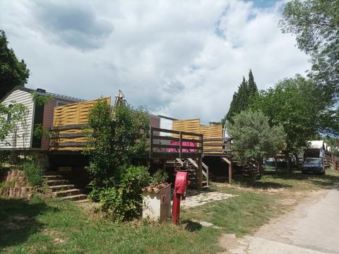 MOBILHOME 6 personnes - Confort 27m² 3 chambres + terrasse sur pilotis