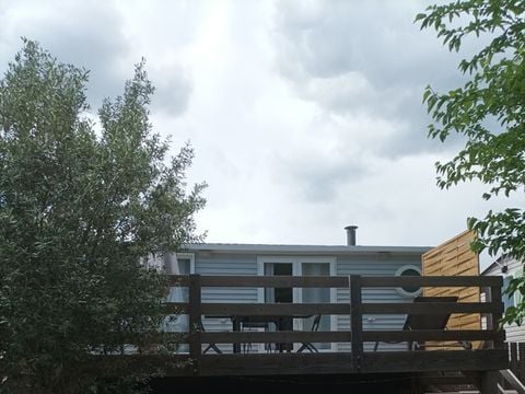 MOBILHOME 4 personnes - Confort 28m² 2 chambres + terrasse sur pilotis