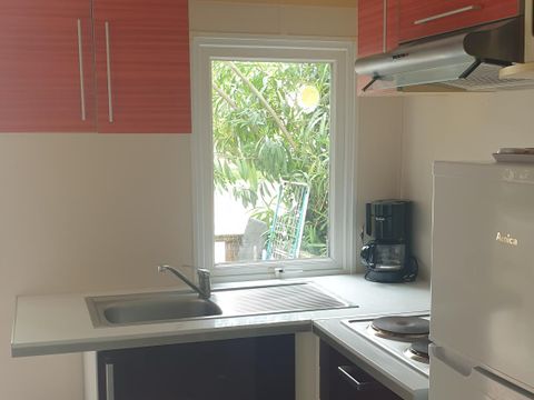 MOBILHOME 4 personnes - Confort 24m² 2 chambres + terrasse sur pilotis