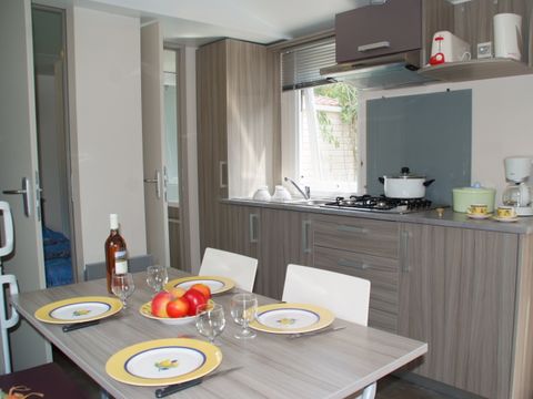 MOBILHOME 4 personnes - 4 places 2 chambres (Riviera) (clim)