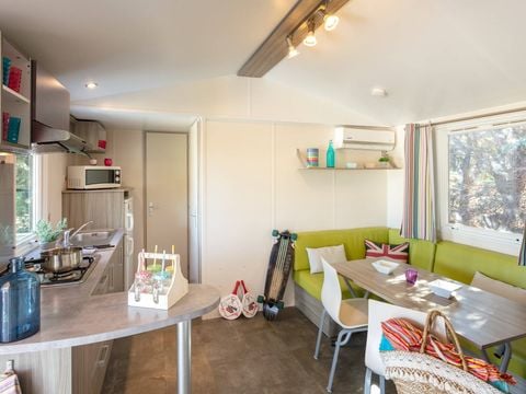 MOBILHOME 6 personnes - Classic | 2 Ch. | 4/6 Pers. | Terrasse surélevée | 1 SDB | Clim