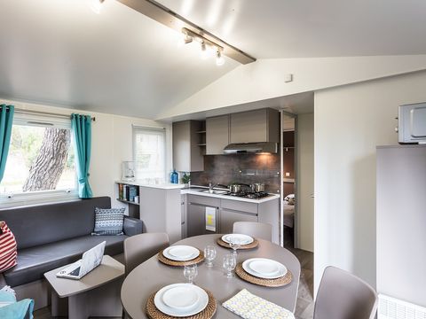 Mobilhome 6 personnes - Comfort XL | 3 Ch. | 6 Pers. | Terrasse surélevée | Clim.