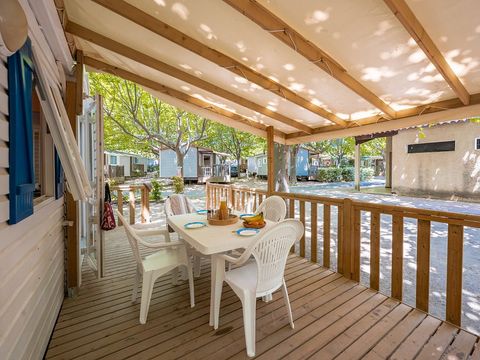 Mobilhome 6 personnes - Classic XL | 3 Ch. | 6 Pers. | Terrasse surélevée | Clim.